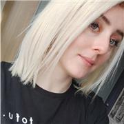 Je peux donner des cours de cuisine en ligne. Je suis spécialisée dans le végétal.